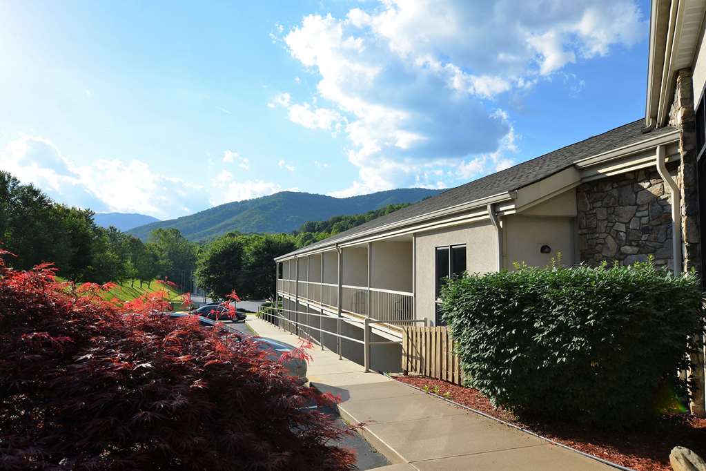 Quality Inn - thumb 2