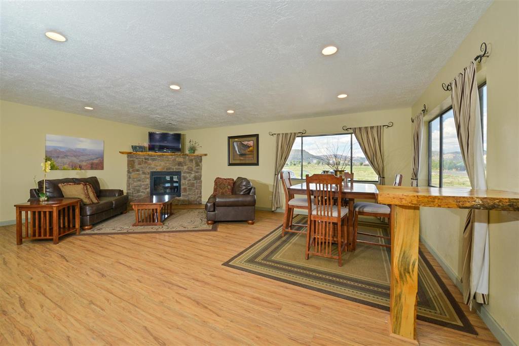 Americas Best Value Inn & Suites - thumb 3