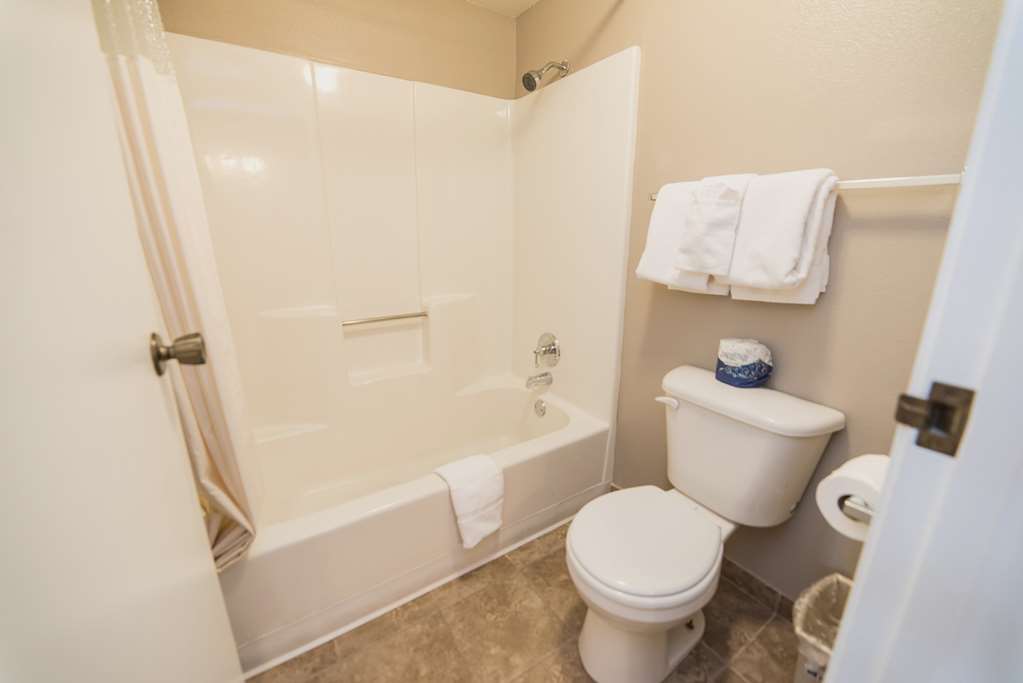 Americas Best Value Inn & Suites - thumb 9