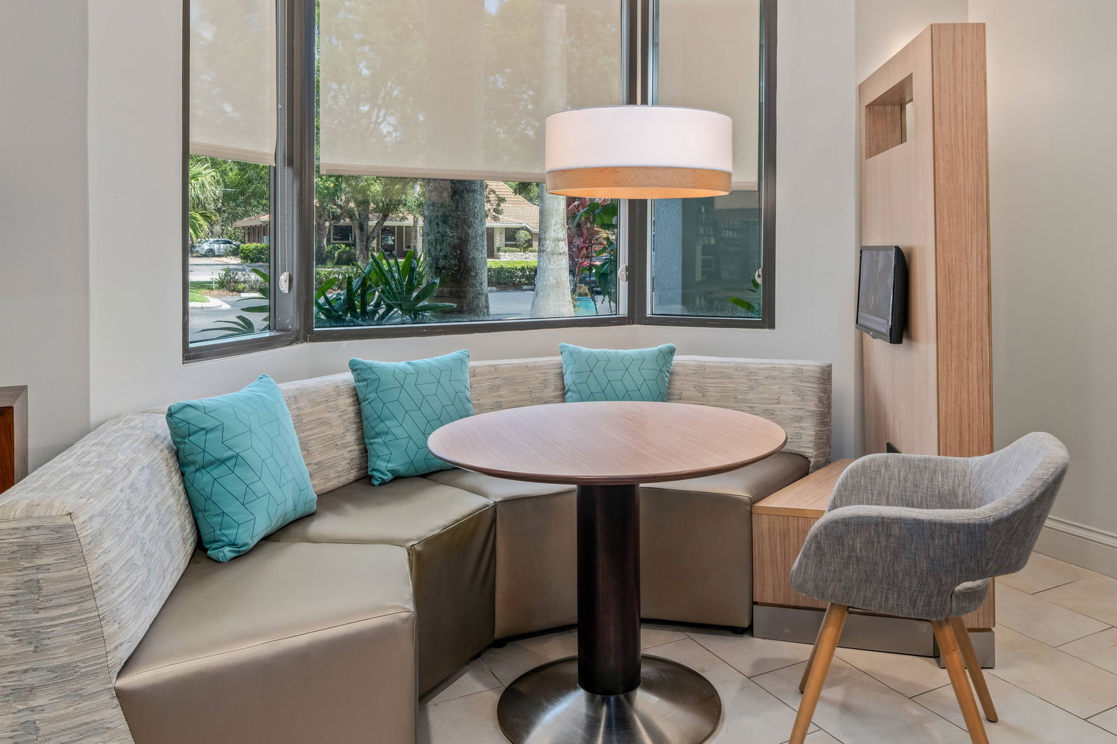 Courtyard By Marriott Naples - thumb 17