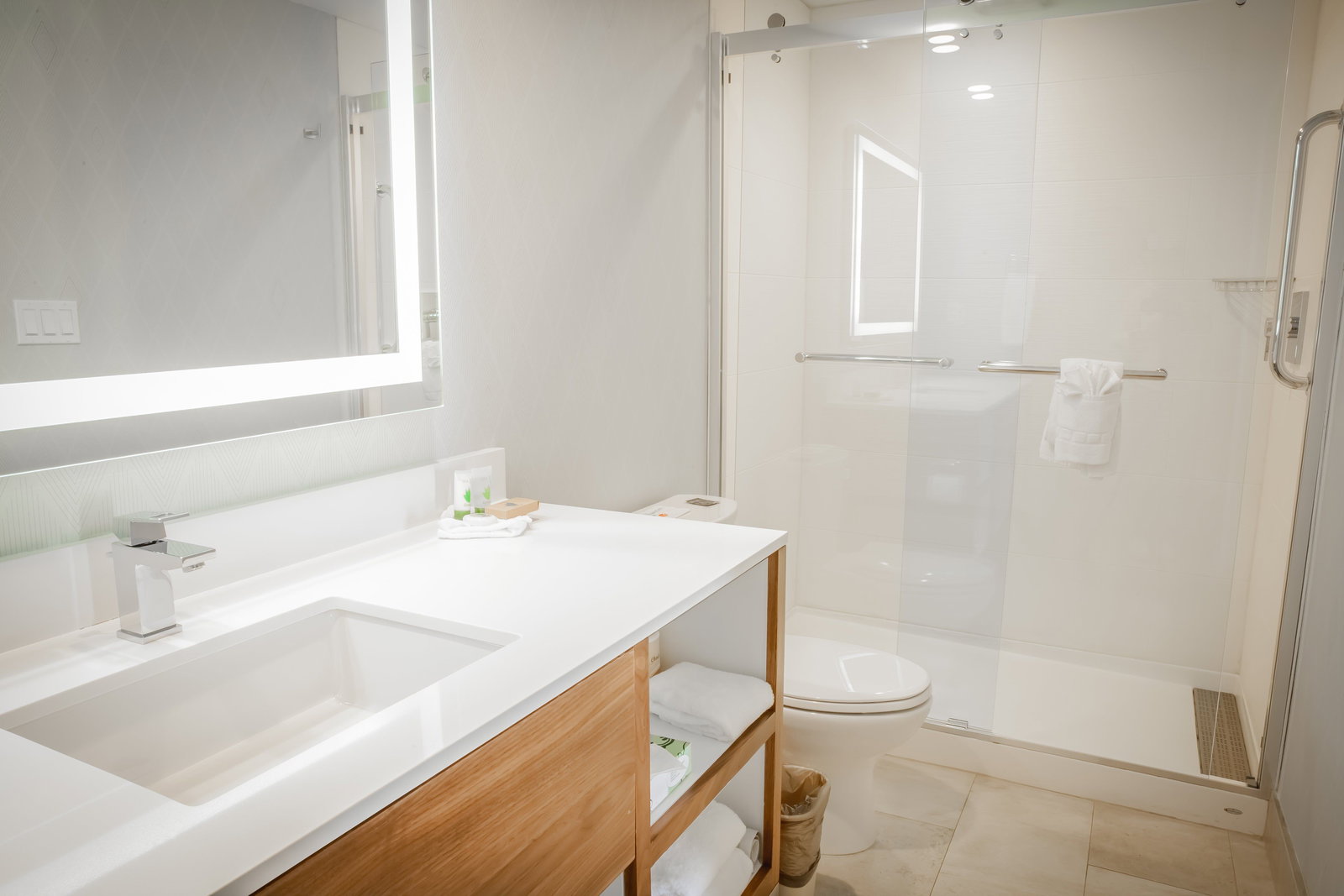 Pasadena Rose And Crown Hotel - thumb 4