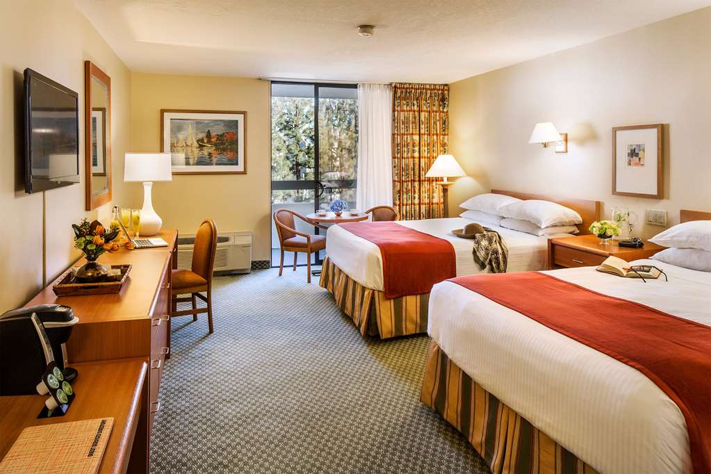 Howard Johnson Anaheim Hotel - thumb 16