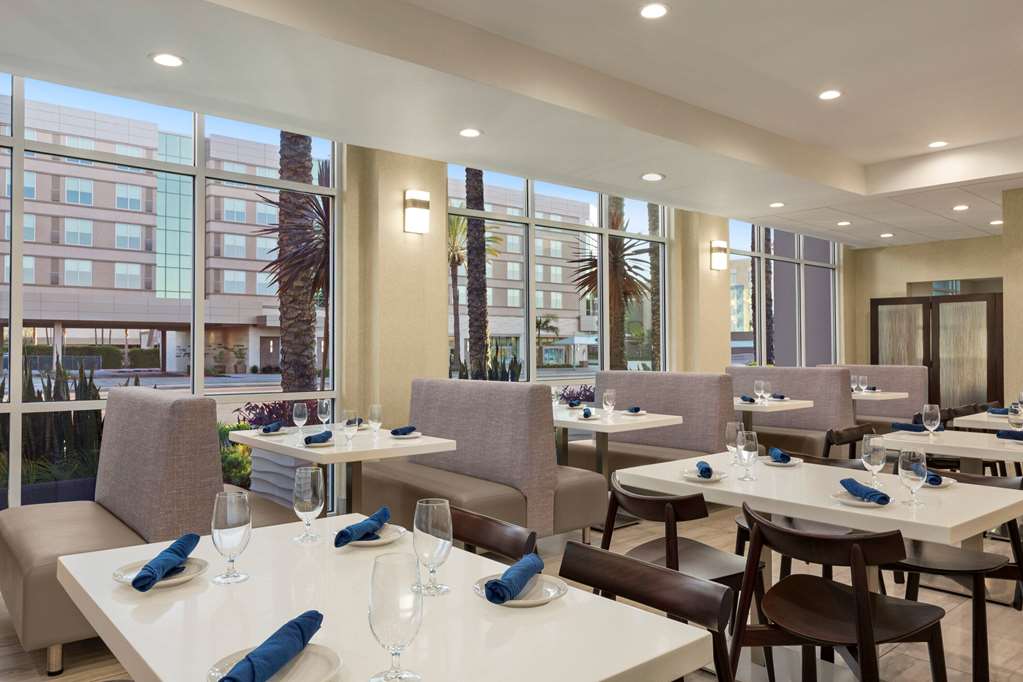 Wyndham Anaheim - thumb 12