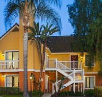 Clementine Hotel  Suites - Tourism Bookings