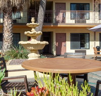 Studio City Court Yard Hotel - USA Accommodation