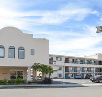 Edgewater Inn  Suites - USA Accommodation