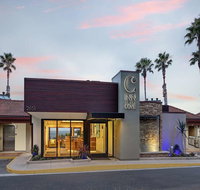 Inn at the Cove - USA Accommodation