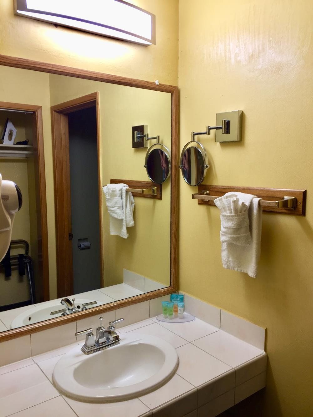 Western Holiday Lodge Three Rivers - thumb 4