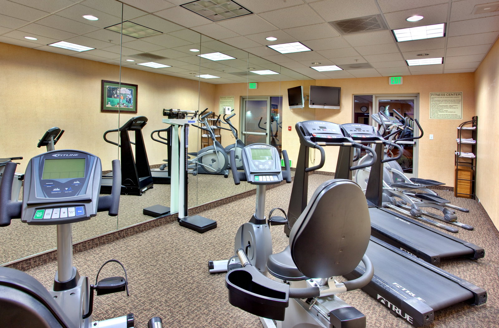 Holiday Inn Express Hotel & Suites - thumb 15