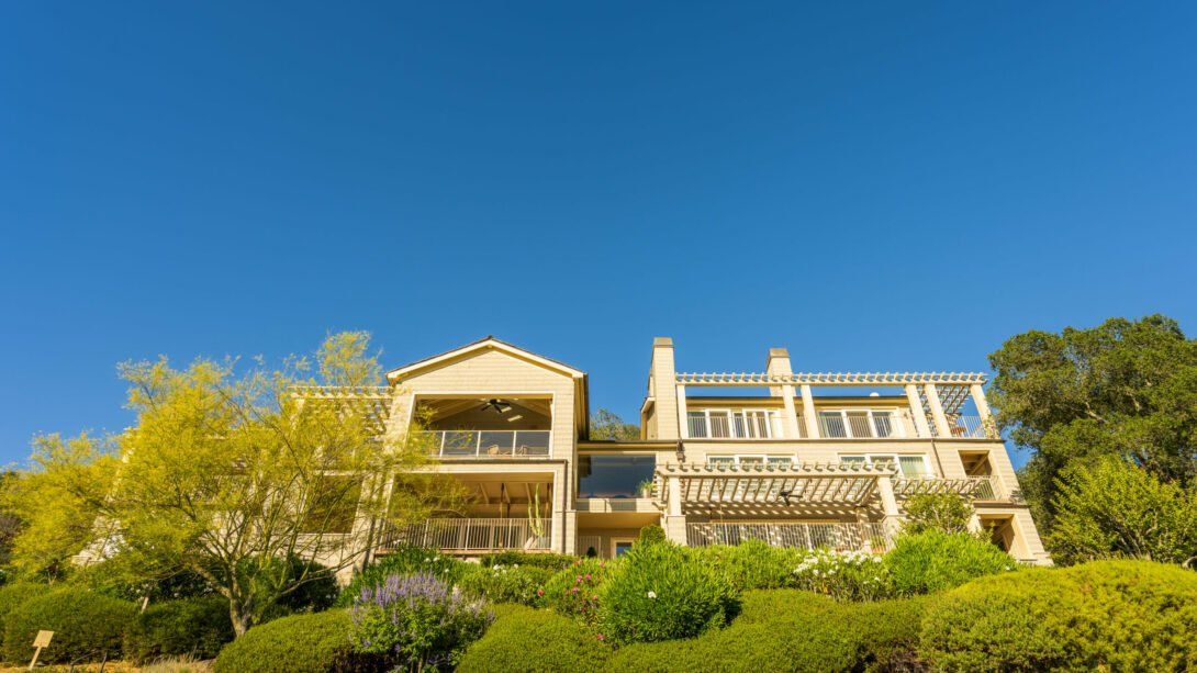 The Poetry Inn - thumb 3