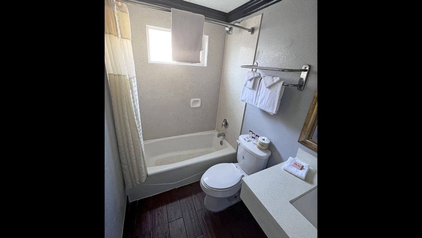 Anchorage Inn - thumb 6