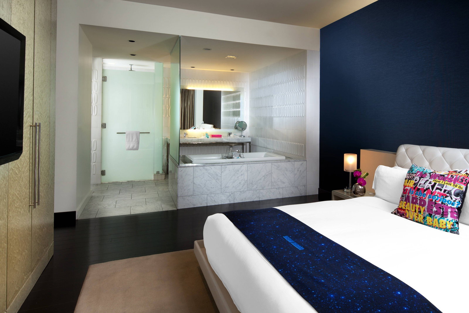 W Hollywood - thumb 14