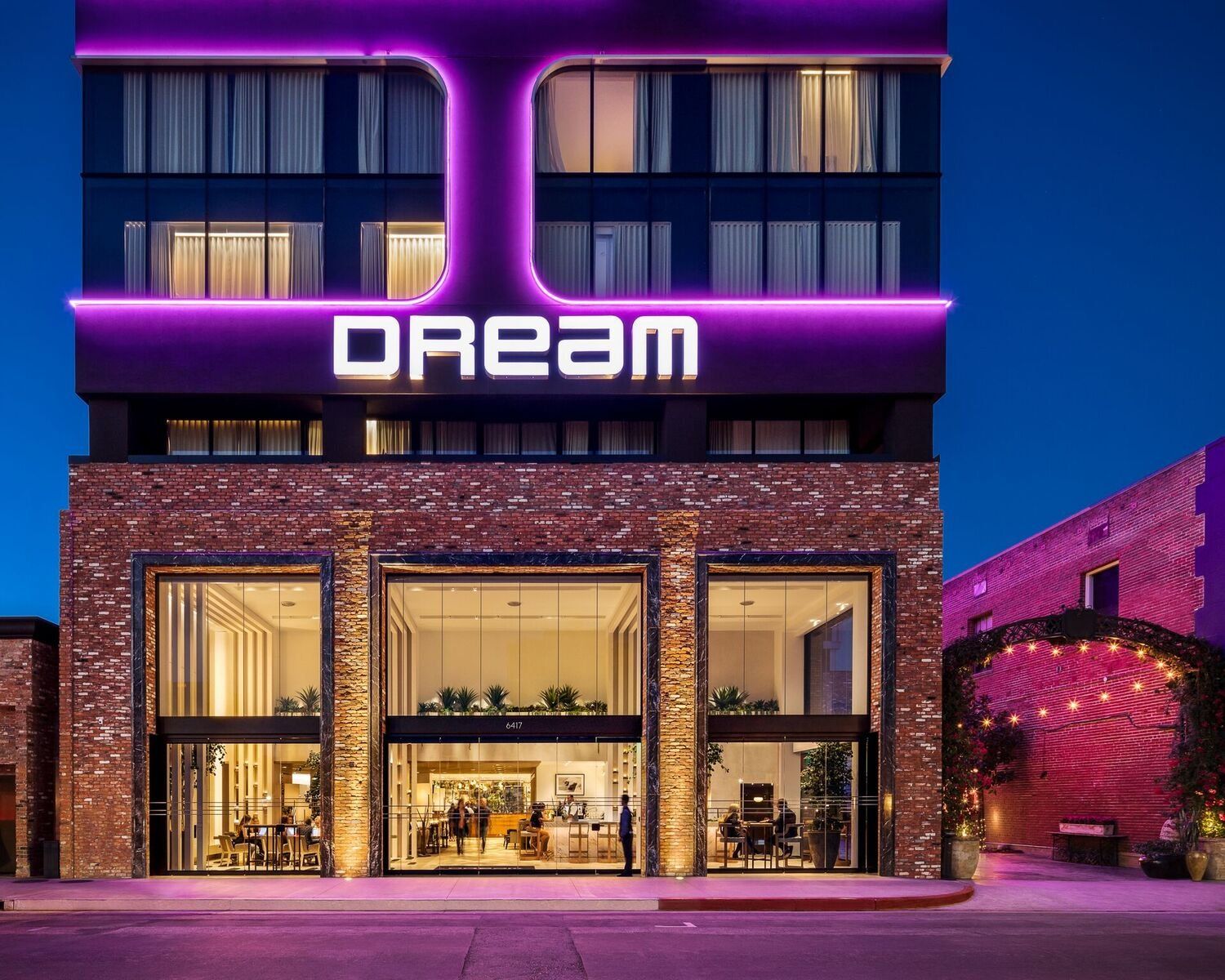 Dream Hollywood Hotel - thumb 0