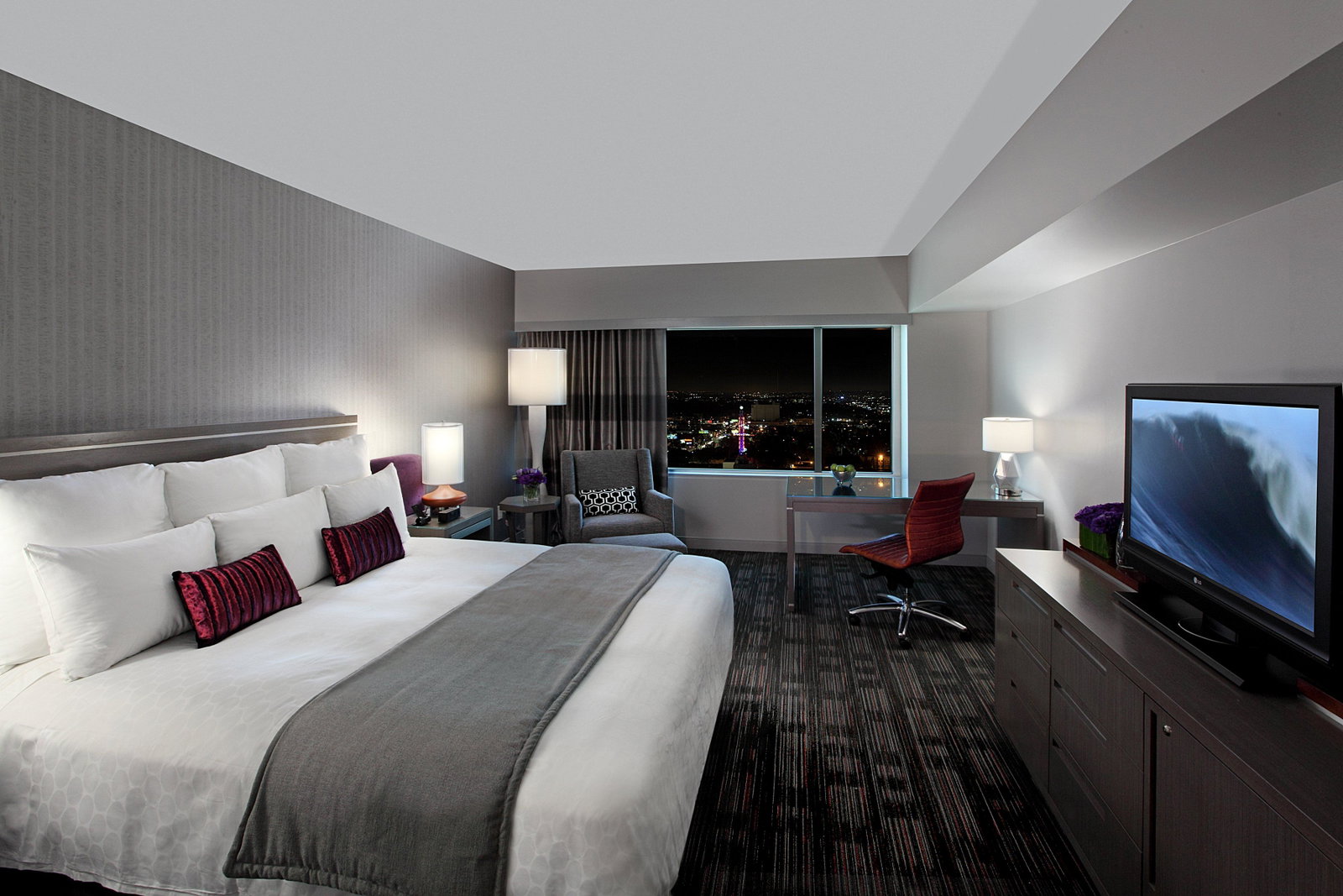 Loews Hollywood Hotel - thumb 3