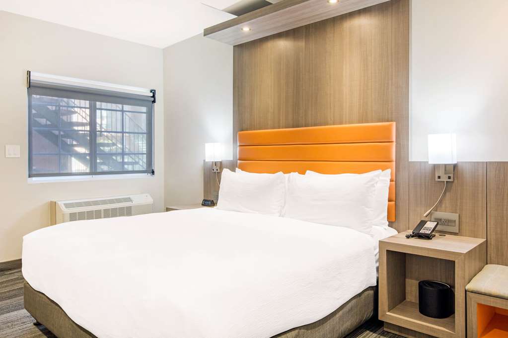 Rodeway Inn Near Melrose Ave - thumb 10