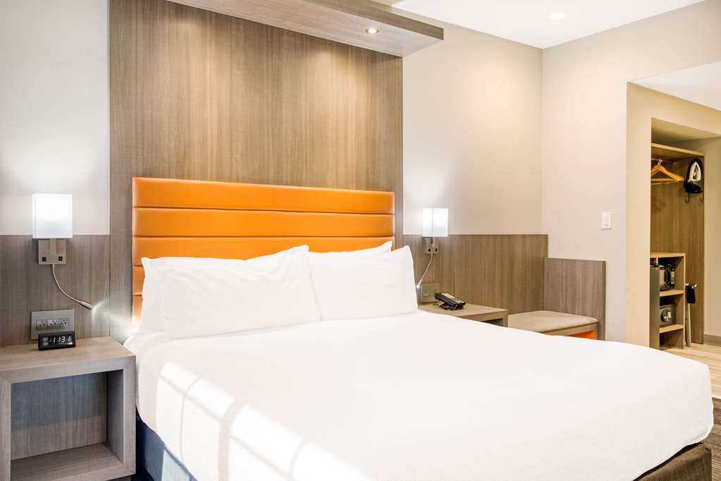 Rodeway Inn Near Melrose Ave - thumb 11