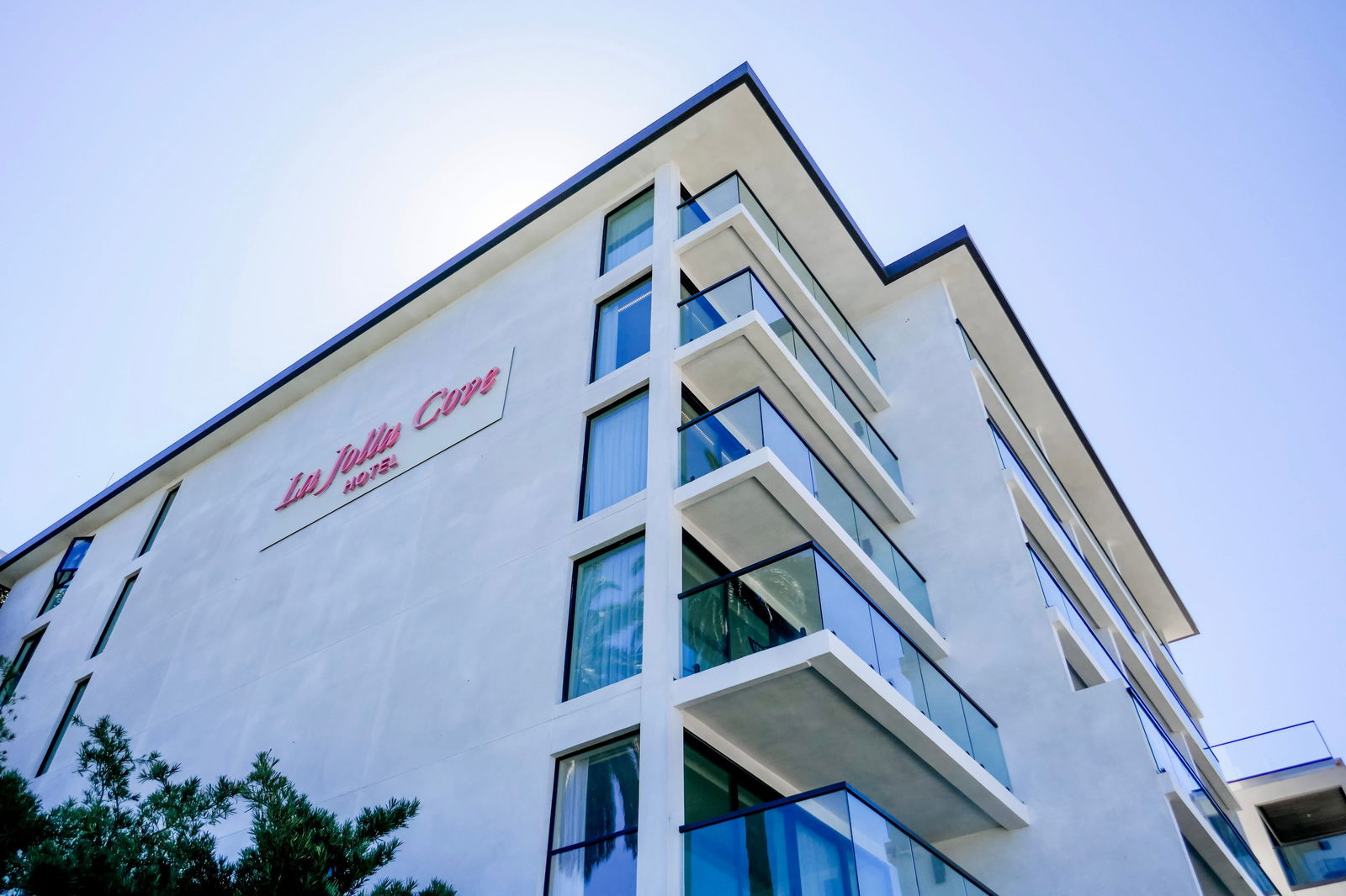 La Jolla Cove Suites - thumb 1