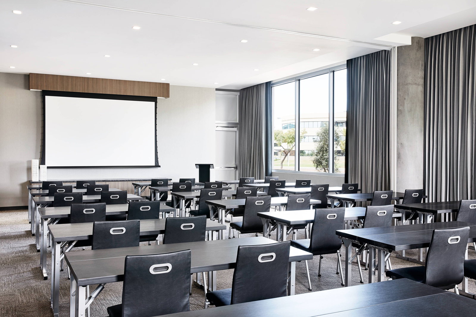 AC Hotel Phoenix Biltmore - thumb 6