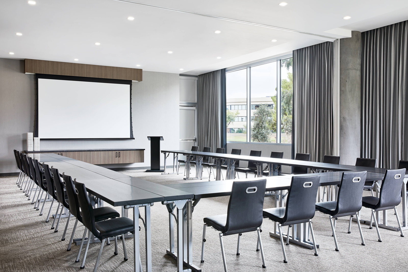 AC Hotel Phoenix Biltmore - thumb 7