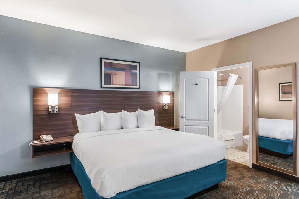 MainStay Suites - thumb 6