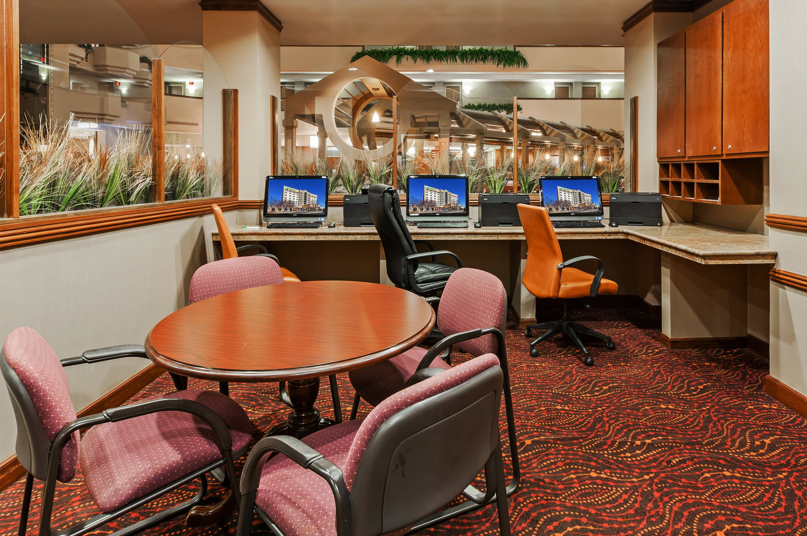 Holiday Inn Springdale - thumb 16