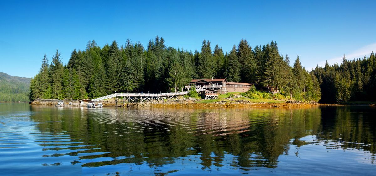 Yes Bay Lodge - thumb 0