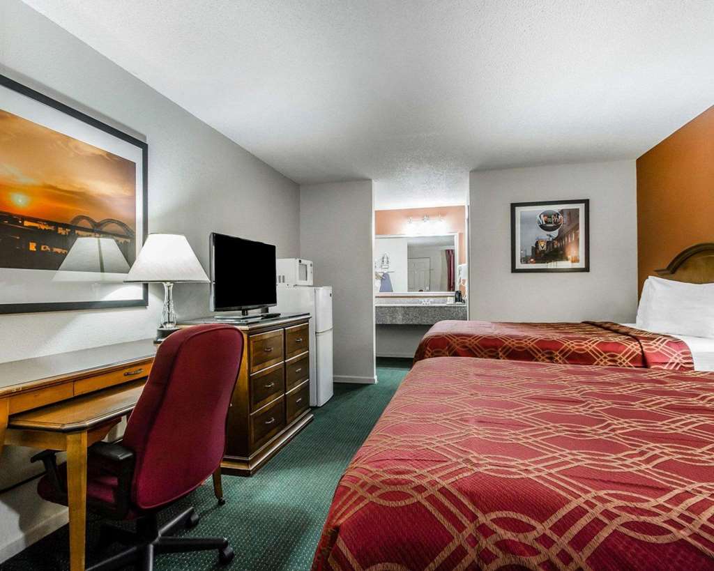 Econo Lodge Inn & Suites Enterprise - thumb 9