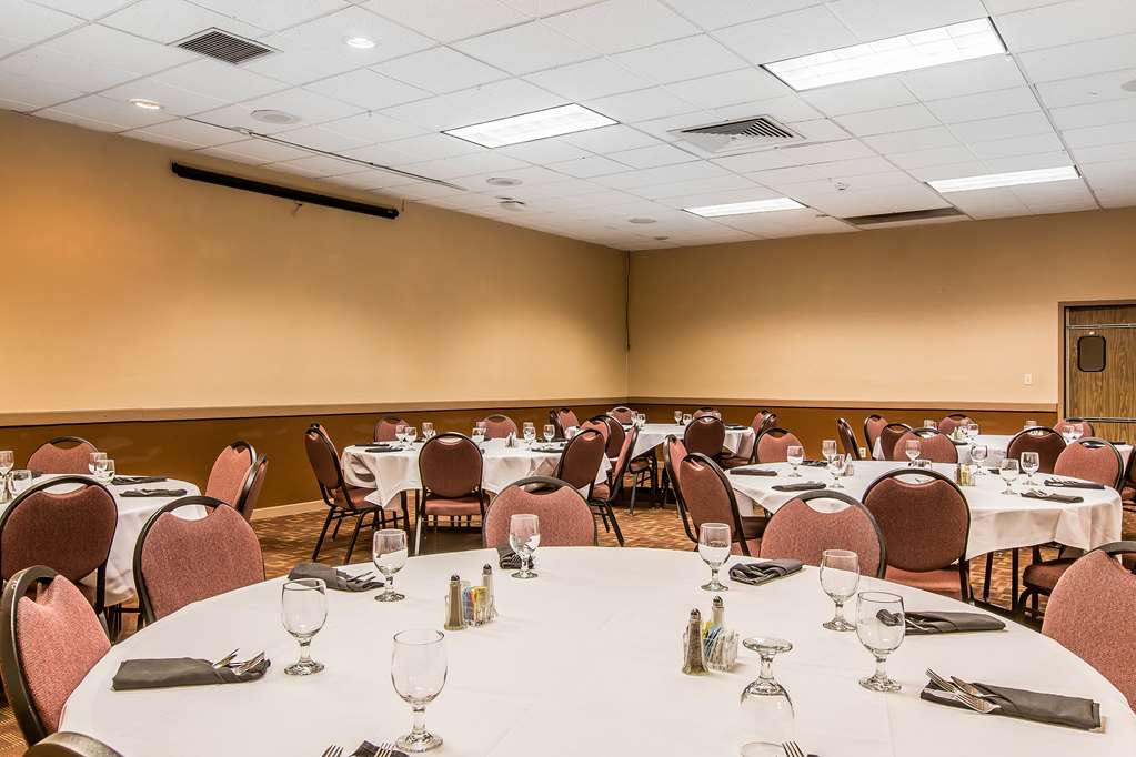 Quality Inn & Suites, Craig - thumb 9