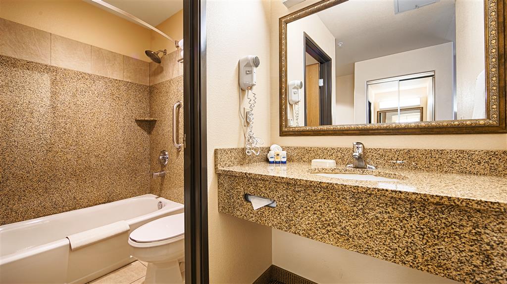 Best Western Territorial Inn & Suites - thumb 3