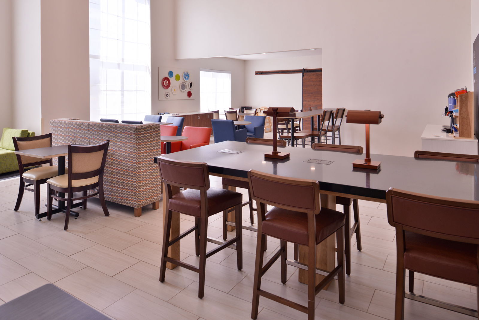 Holiday Inn Express - thumb 11