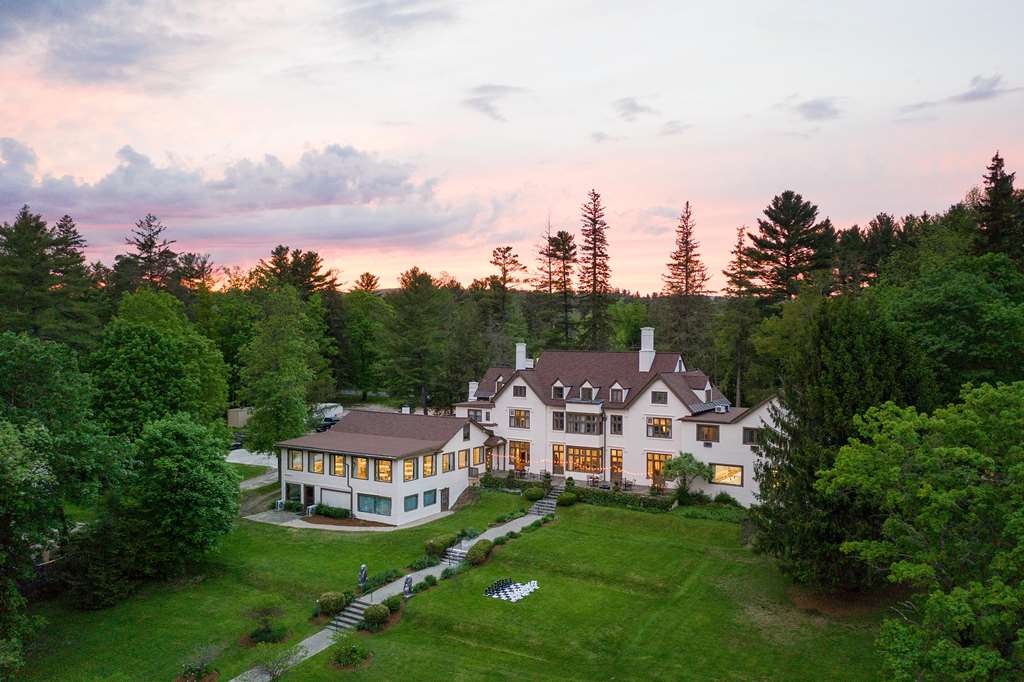 Seven Hills Inn - thumb 0