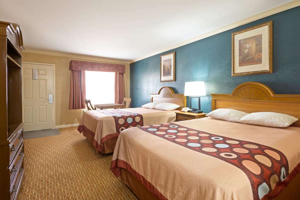 Super 8 Covington - thumb 11