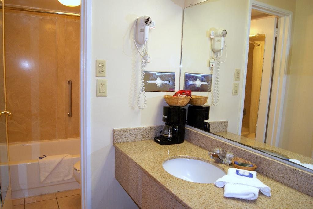 Red Carpet Inn - thumb 5