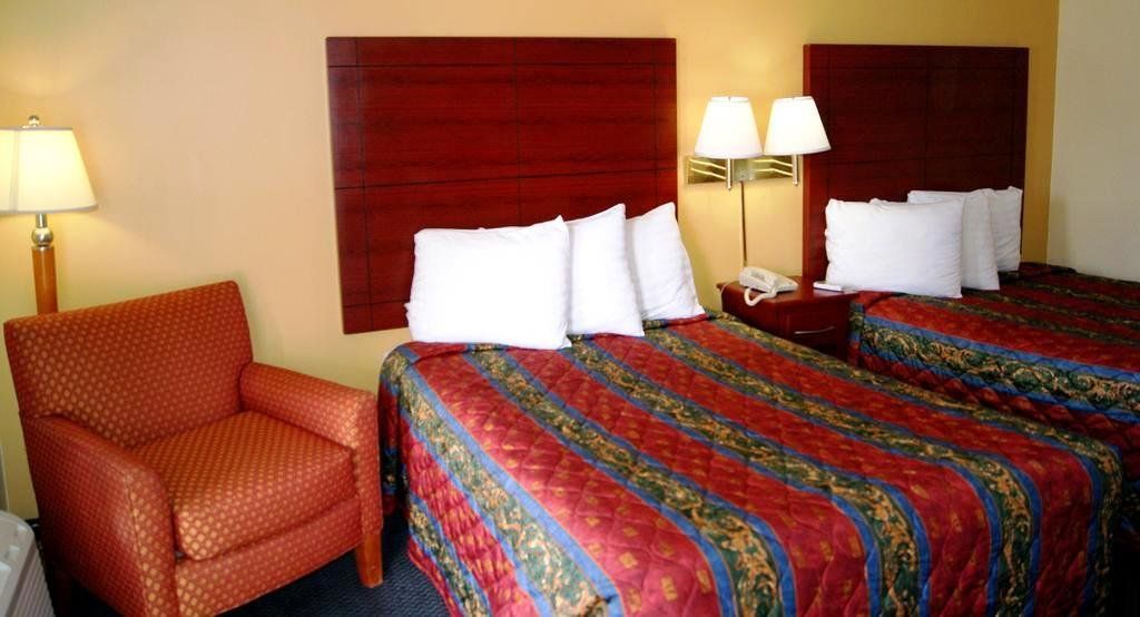 Red Carpet Inn - thumb 9