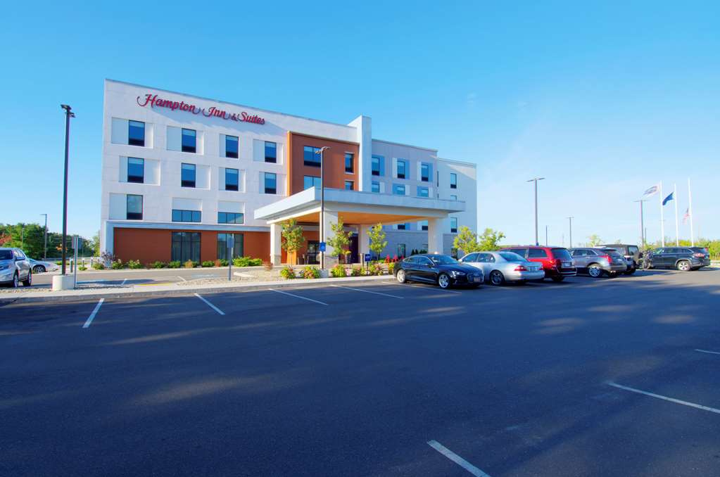 Hampton Inn & Suites Portland West - thumb 0