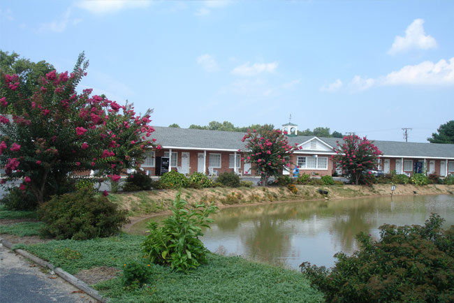 Washington & Lee Motel - thumb 2