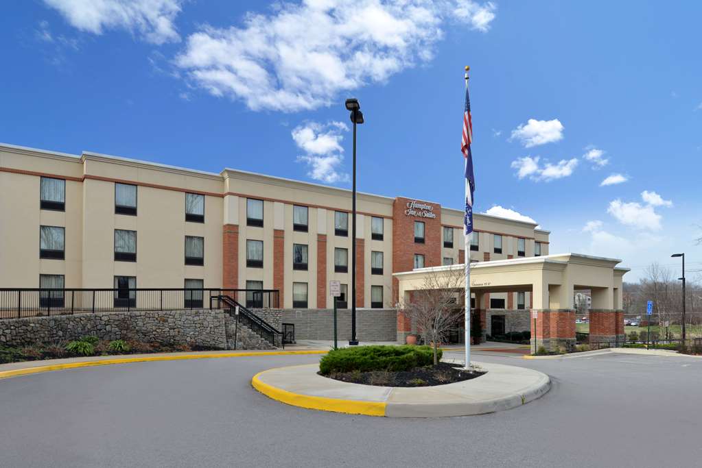 Hampton Inn & Suites Fort Belvoir - thumb 0