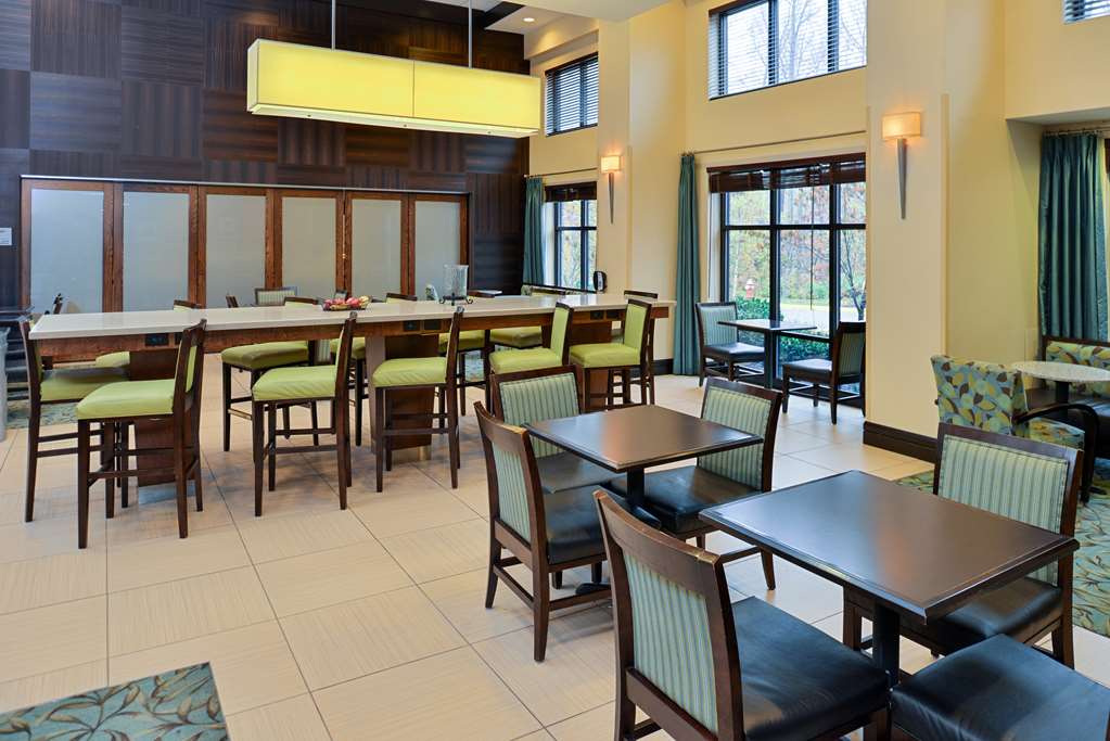 Hampton Inn & Suites Fort Belvoir - thumb 2