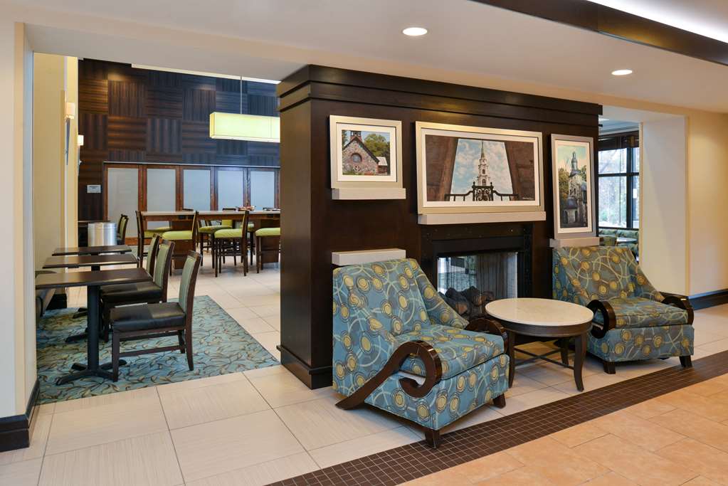 Hampton Inn & Suites Fort Belvoir - thumb 4