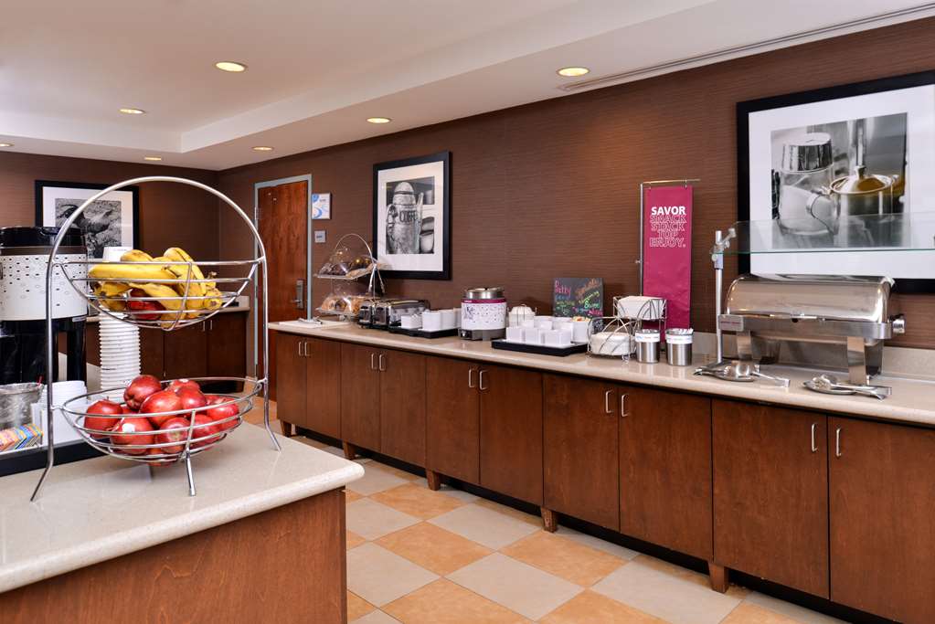 Hampton Inn & Suites Fort Belvoir - thumb 12