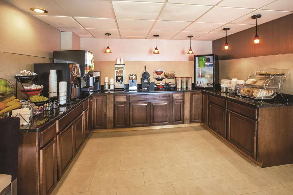 La Quinta Inn Waldorf - thumb 15