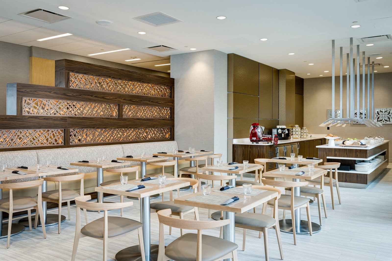 AC Hotel Washington DC-National Harbor - thumb 11