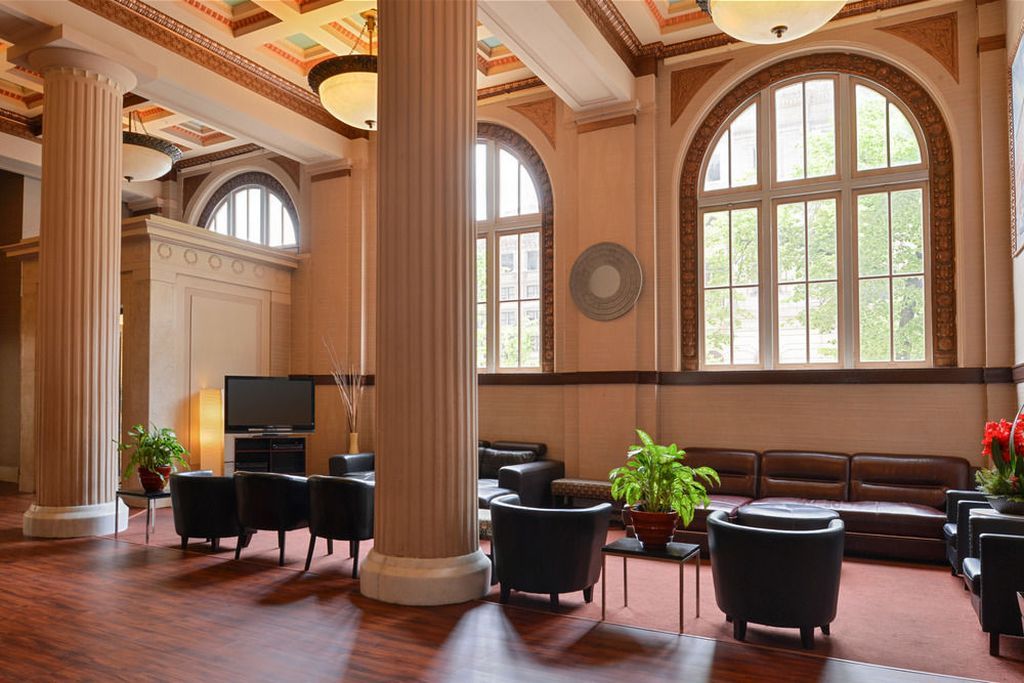 Baltimore Plaza Hotel - thumb 0