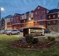 Staybridge Suites Lanham-Greenbelt - Hotels Santiago