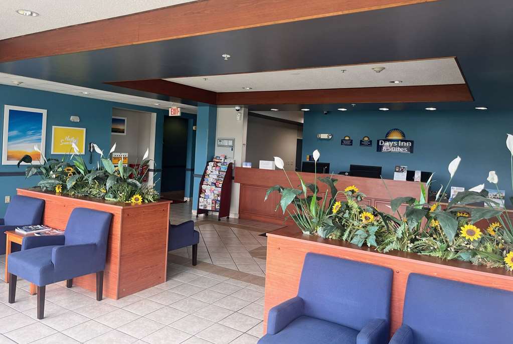 Days Inn & Suites Seaford - thumb 2