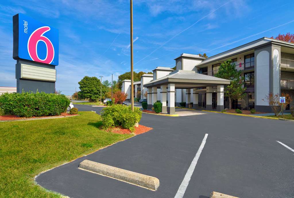 Motel 6 Seaford - thumb 0