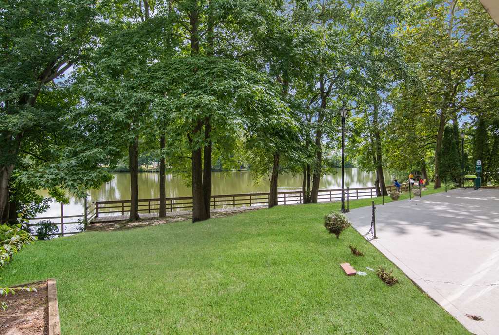 Motel 6 Seaford - thumb 3