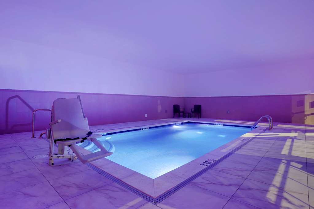 Comfort Inn & Suites Downtown Near Univ - thumb 8