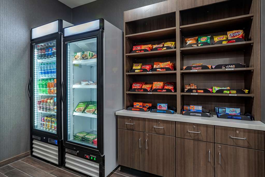 Comfort Inn & Suites Downtown Near Univ - thumb 16