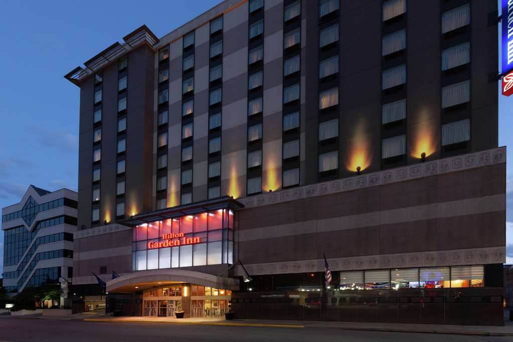 Hilton Garden Inn University Place - thumb 0